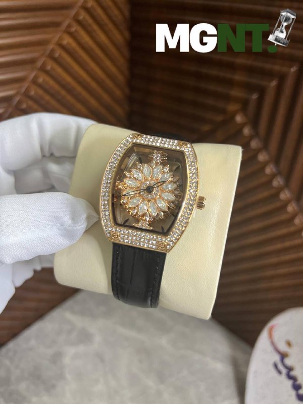 MGNT MF0496L-16 Women’s Quartz Leather Watch